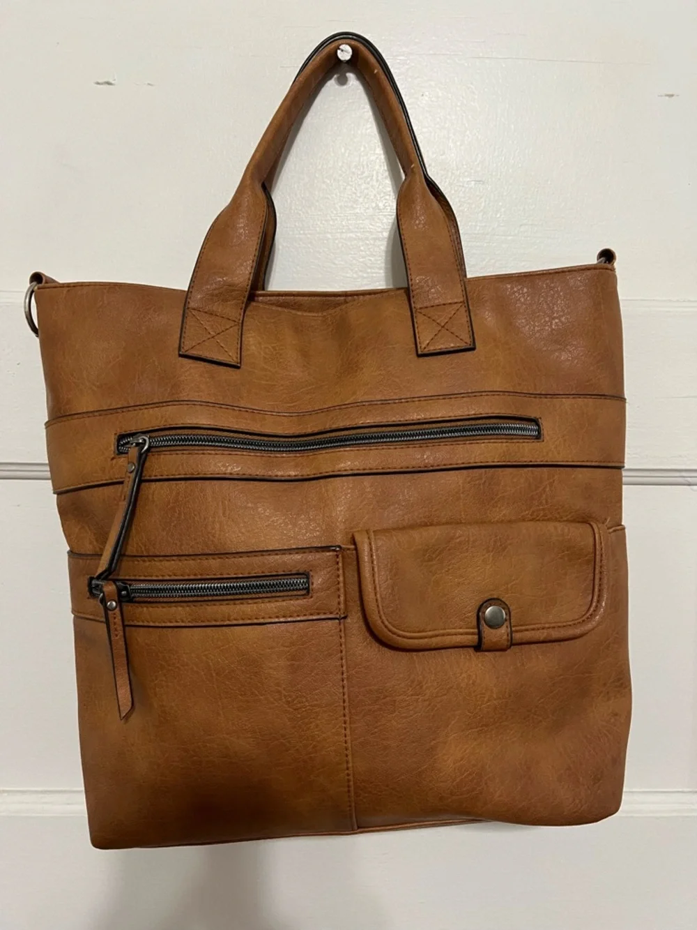 American Eagle Outfitters spacious tote